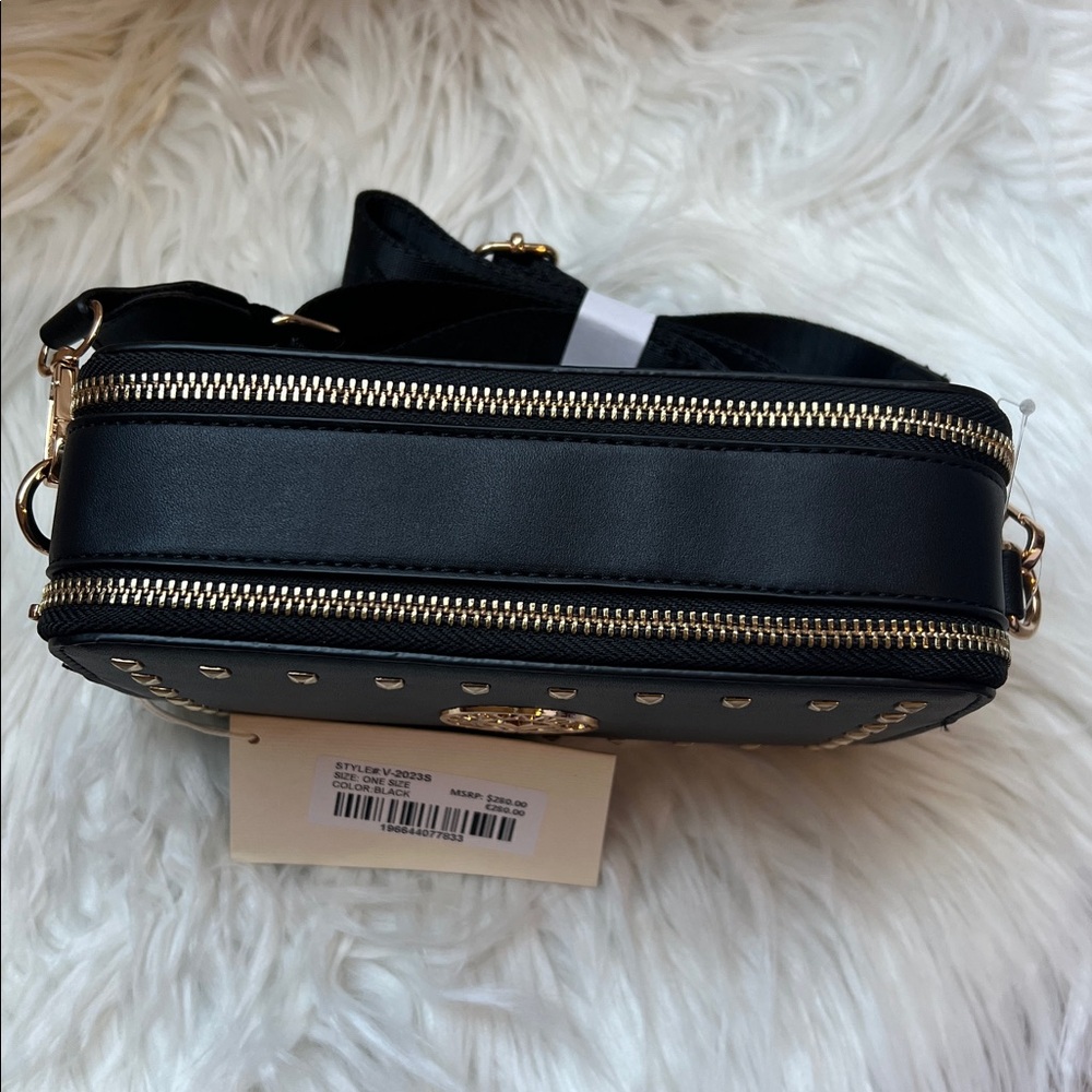 5/$35 New With Tags Valentino Orlandi black crossbody bag. Retails $280.00 - Picture 7 of 11